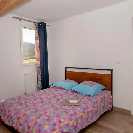 Villa 6 A 8 Pers Au Bord Du *