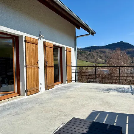 La Maison Du Lac-terrasse * La Thuile